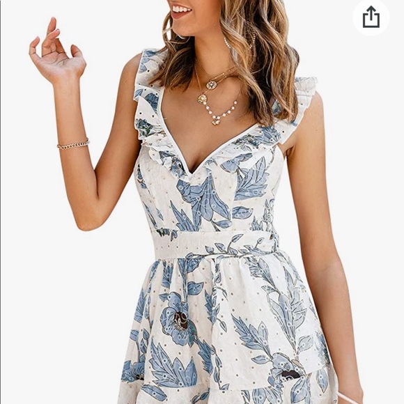 Sleeveless backless Romper - Picture 5 of 5